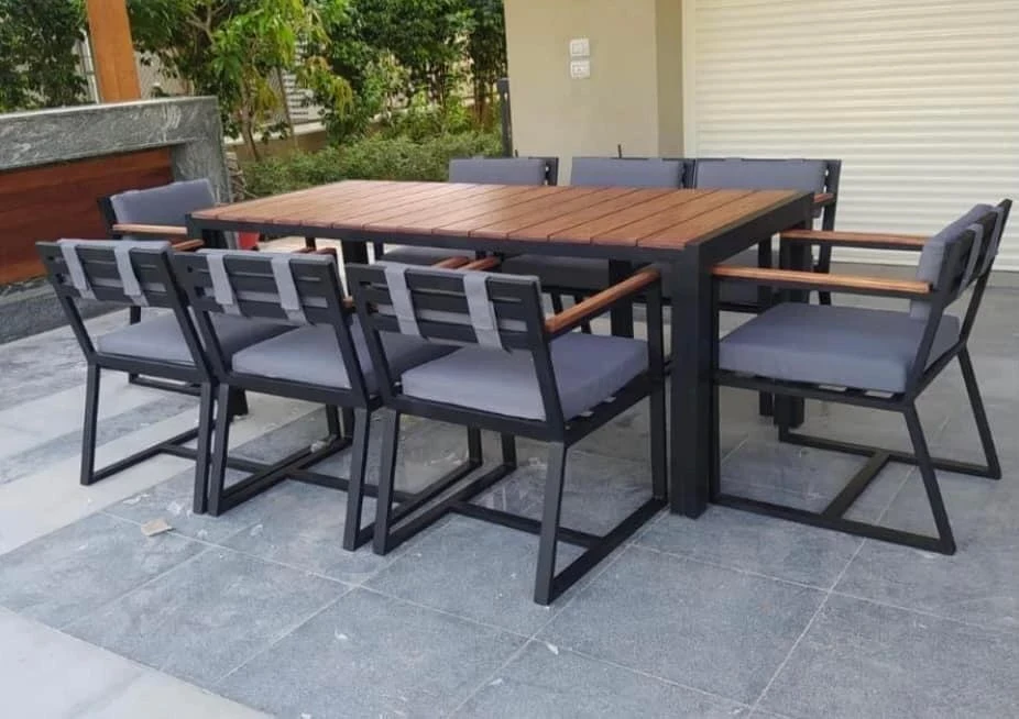 cal.din.42- outdoor Dining Table - massive wood - steel