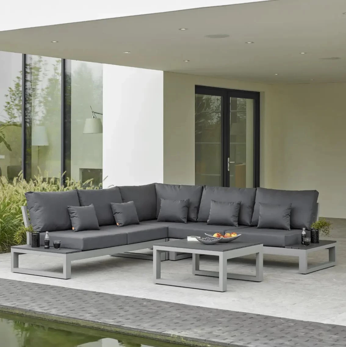 cal.sof.86 - Set of Outdoor L-shape sofa with table